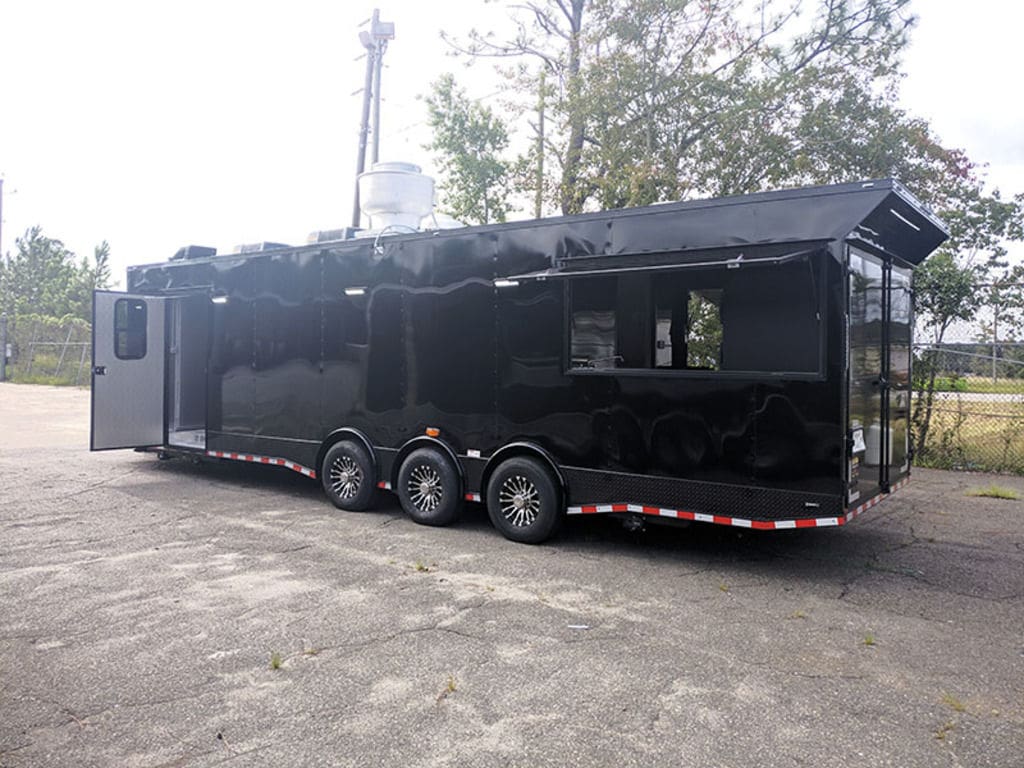 2025 Southern Dimensions 32'- Fully Loaded w/ Smoker & Food Equipment (SDG-502) - Image 5